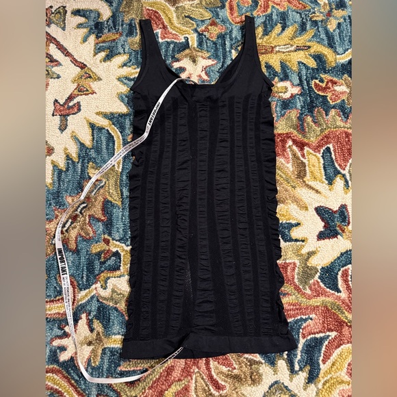 House of CB London Black Dress - NWT - M/L - Picture 3 of 10